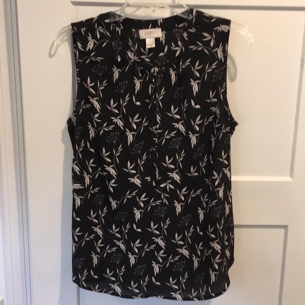 LOFT Sleeveless Top